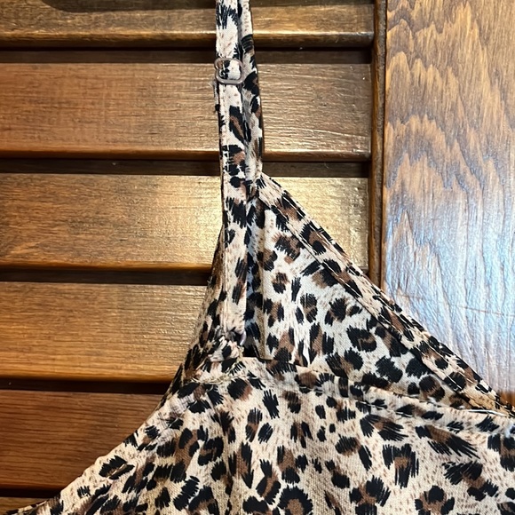 Leopard print summer button down tank - Picture 5 of 5